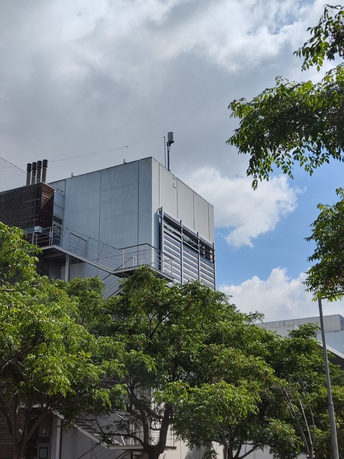 1000030230.jpg 4. Azotea – Edificio D7