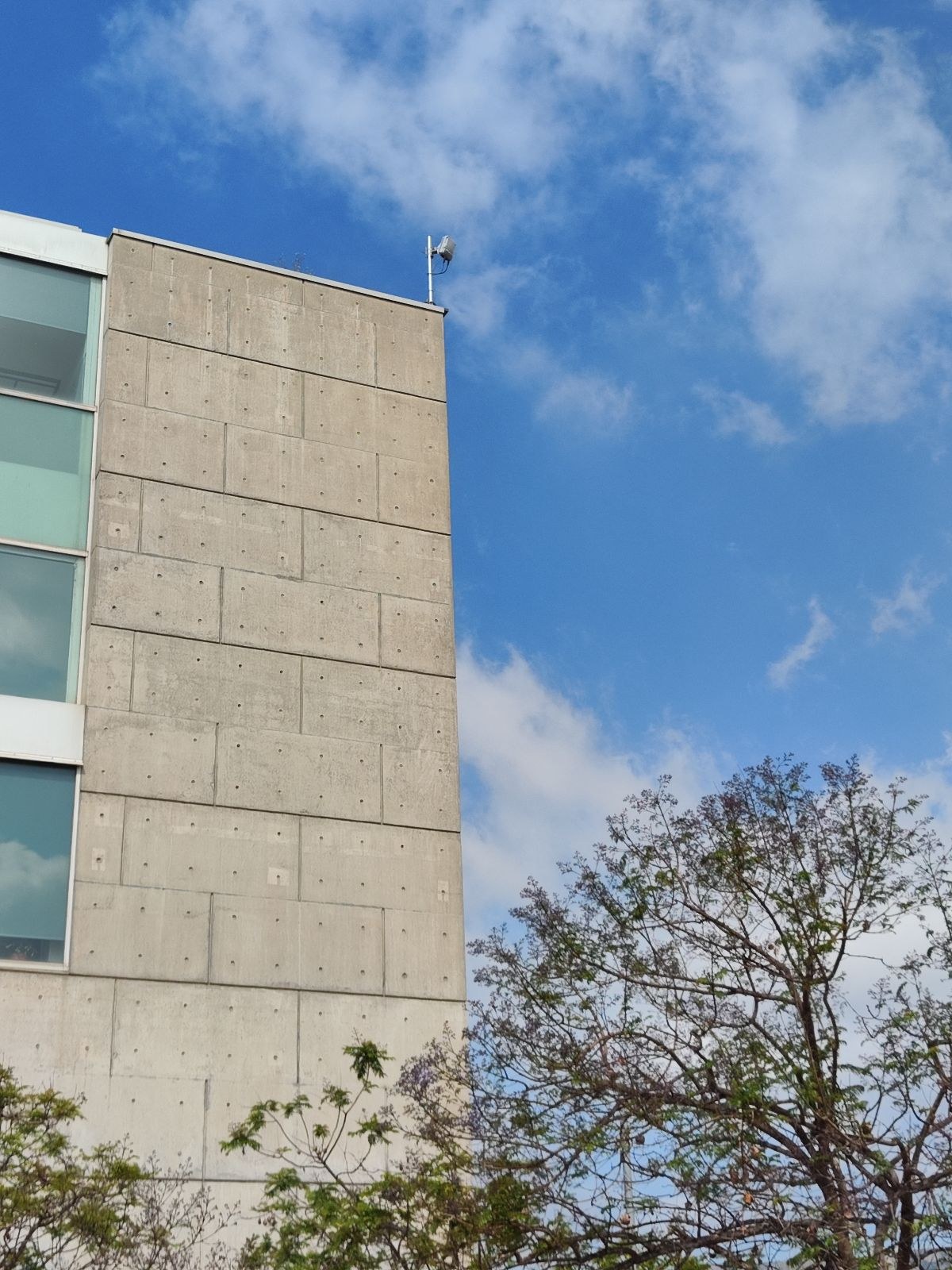 1000030240.jpg 2. Azotea – Edificio EEABB